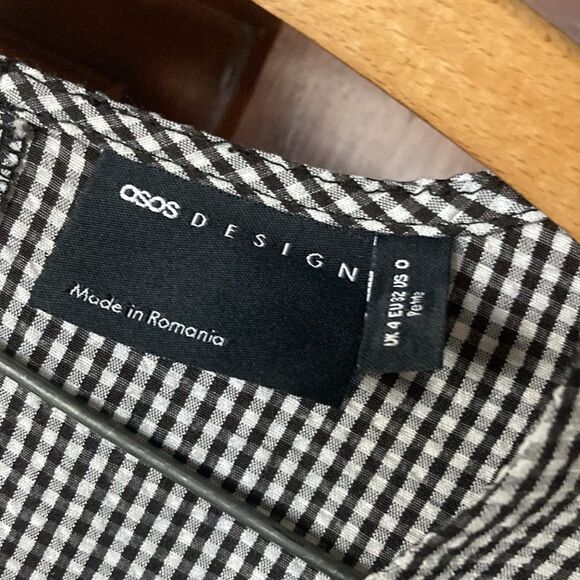 ASOS DESIGN gingham black white v-neck wide leg long sleeve smock jumpsuit 0P - Picture 3 of 9